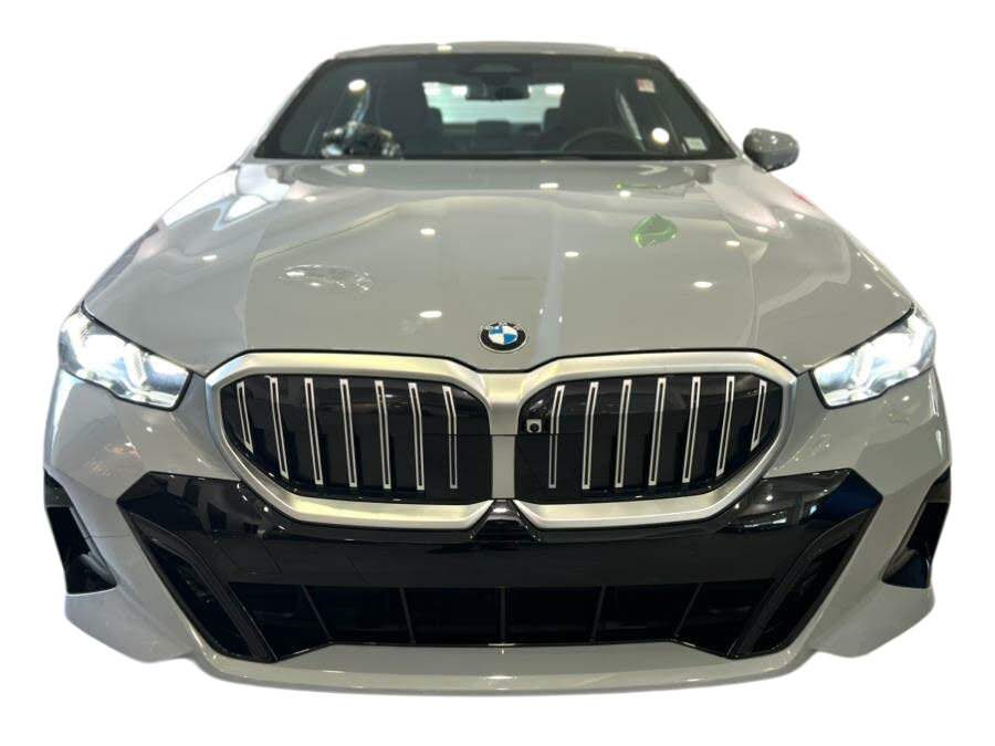 
								BMW 5 Series 540i xDrive full									