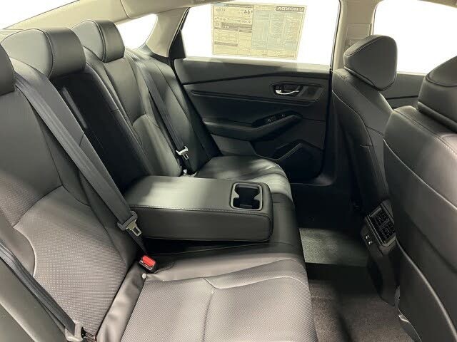 
								Honda Accord Hybrid Touring FWD full									