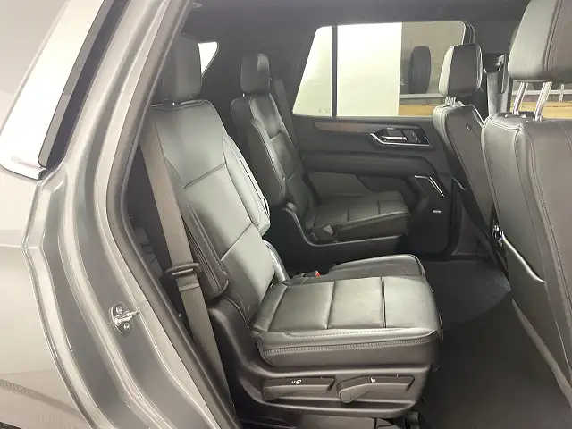 
								GMC Yukon Denali full									