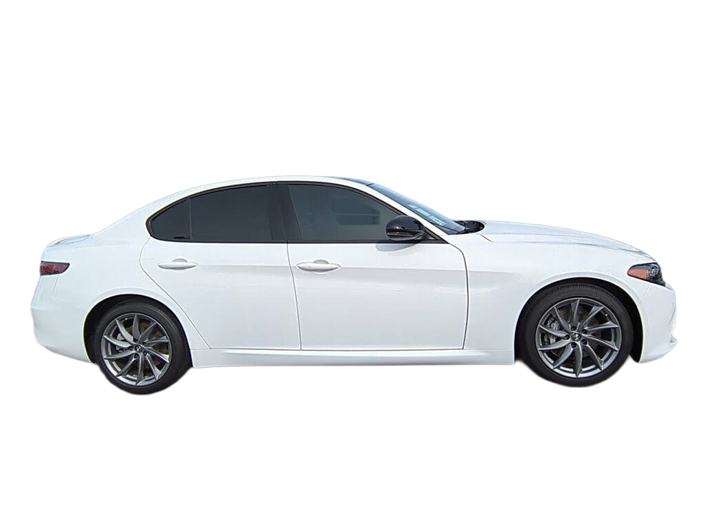 
								Alfa Romeo Giulia Sprint RWD full									