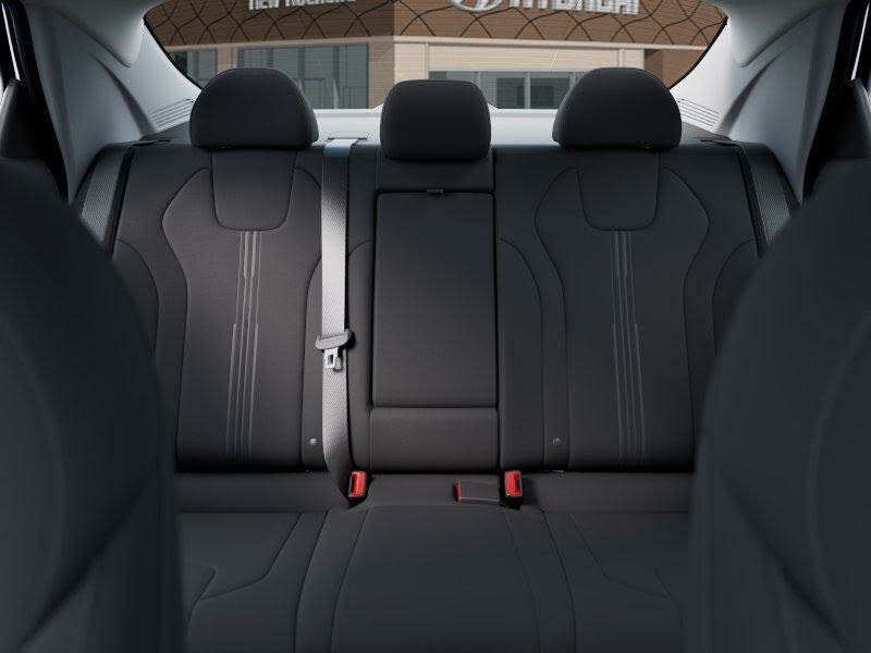 
								Hyundai Elantra SEL Convenience FWD full									