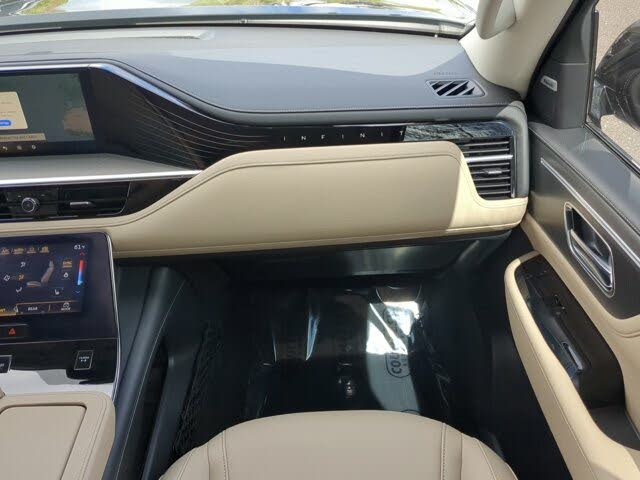 
								INFINITI QX80 Pure RWD full									