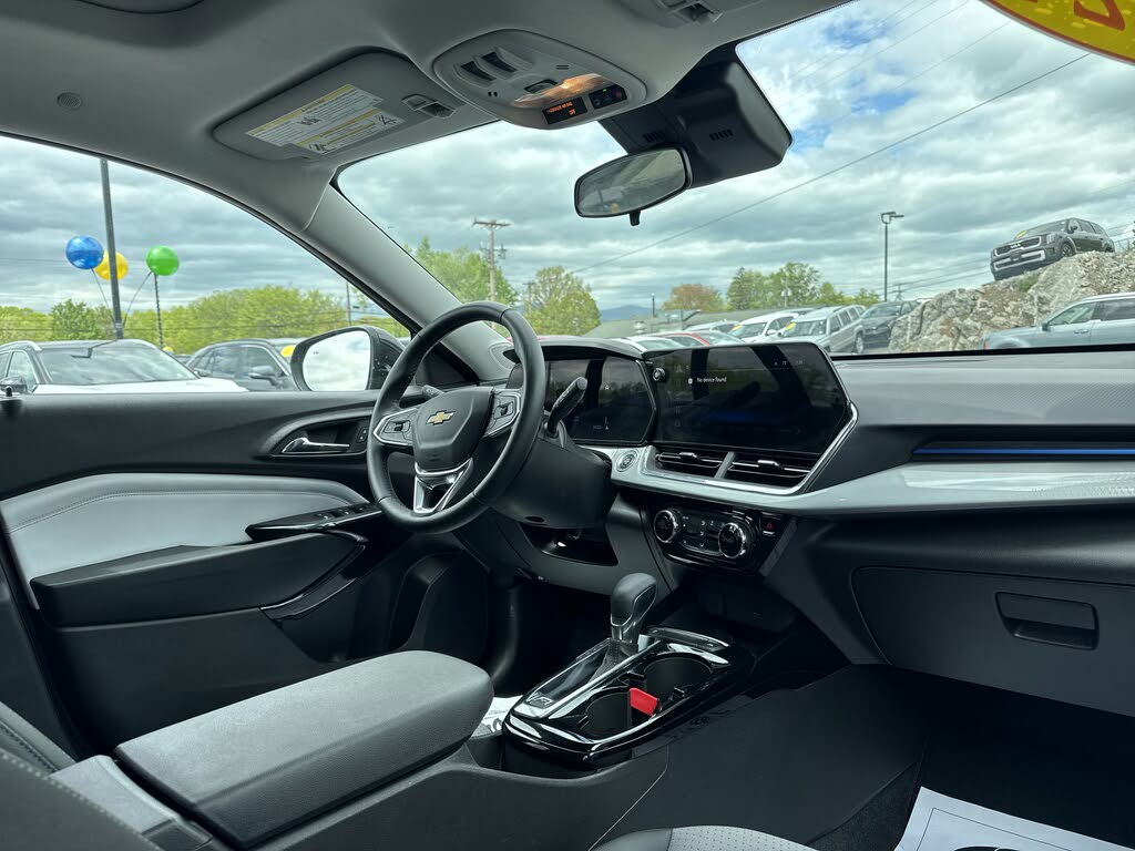 
								Chevrolet Trax LT FWD full									