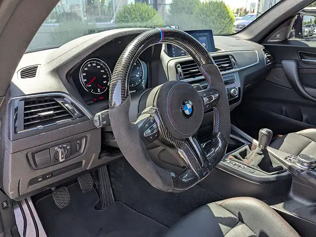 
								BMW M2 Competition full									