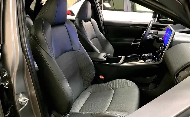 
								Toyota bZ4X XLE full									