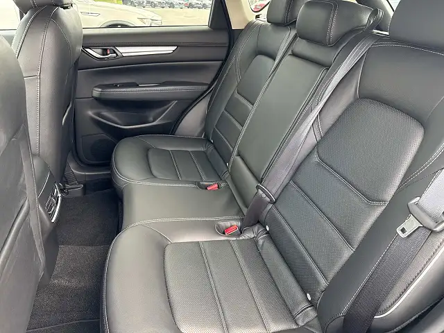 
								Mazda CX-5 S Premium Plus full									