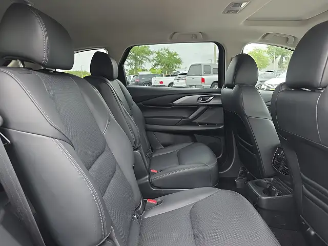 
								Mazda CX-9 Touring full									