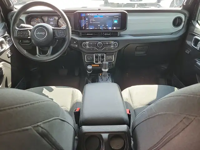 
								Jeep Gladiator full									